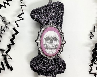 Bougie d'anniversaire tête de mort gothique, décoration de fête gothique pour filles, décoration de gâteau scintillante pour enfants, une bougie souvenir, articles de fête emo