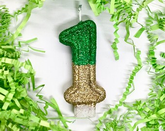 Groen goud verjaardagskaars, aangepaste feestdecor, St Patricks Day, eerste verjaardag, sprankelende nummer cake topper, aandenken kaars, feestartikelen