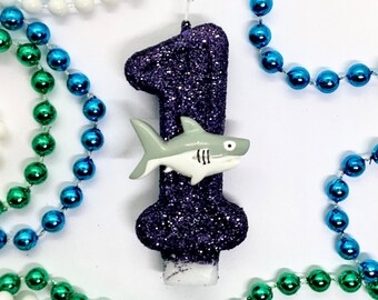 Bougie d'anniversaire requin, décoration de fête pour garçons sous la mer, bougie scintillante pour enfants, décoration de gâteau scintillante avec chiffres, une bougie souvenir, articles de fête