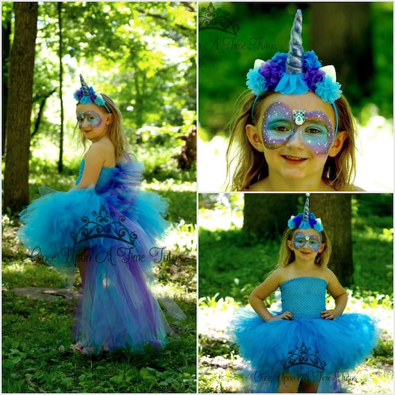 Carnaval de Nerja 2019  Disfraz carnaval mujer, Vestidos azules de  quinceañera, Unicornio disfraz mujer