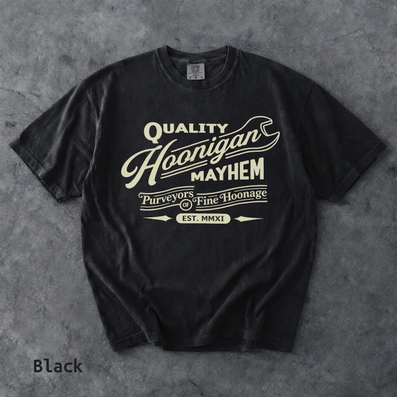 Retro Hoonigan Mayhem Graphic Shirt, Street Racing Car Culture Tee Svart