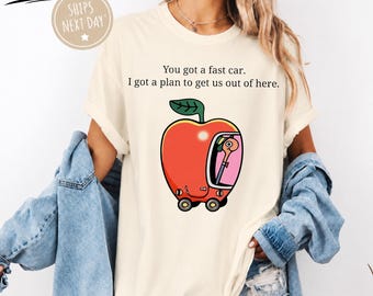 Camiseta de manzana caprichosa, camiseta de coche rápido de Comfort Colors, camiseta de coche de dibujos animados retro, camiseta con cita de canción de Tracy Chapman, regalo de coche de fruta de gusano adorable