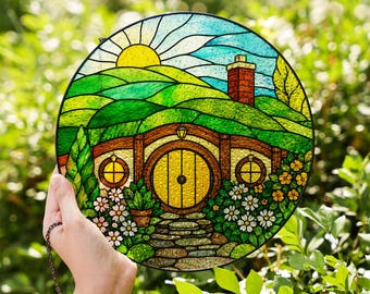 Atrapasueños estilo vidriera de la Casa Hobbit, colgante redondo para ventana de cabaña, decoración acogedora para el hogar y el jardín, regalo para amantes de la fantasía