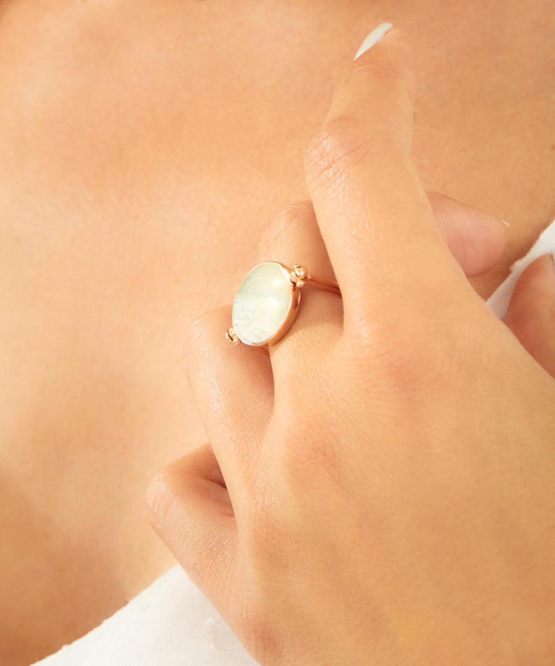 Personalisierter „Nacre Vice & Versa“-Ring – Handgraviert – Vergoldet, 925er Silber Bild 5