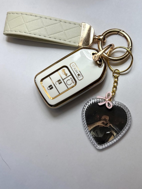 Justin Bieber Hand Heart Keychain