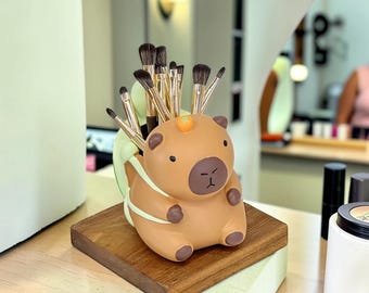 Capybara Pen Holder – Desk Organizer, Makeup Brush Storage