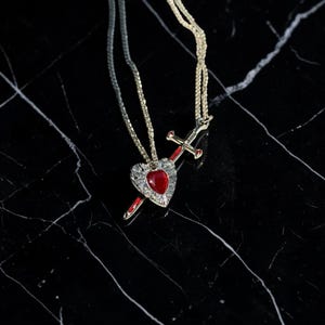 Hartzwaard koppelketting - bijpassende zinksieraden, symbolische liefdeshangerset, partnercadeau