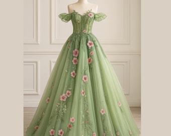 Vestido de novia verde hecho a mano, bordado floral, vestido de hadas único, vestido de princesa boho de tul con hombros descubiertos.
