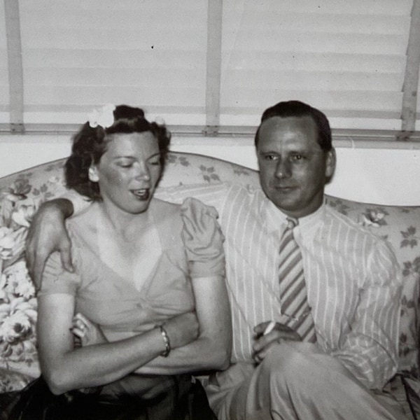 Original Vintage Photograph | Awkward Date | 1942