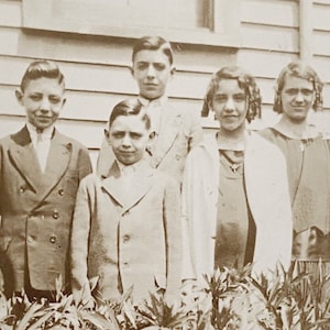 Original Antique Photograph | Girls with Curls, Boys in Suits | 1930