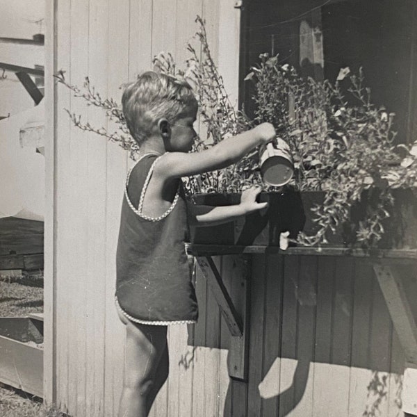 Original Vintage Photograph | Little Gardener