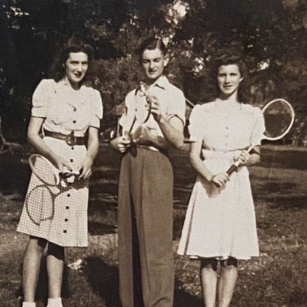 Original Vintage Photograph | Betty, Billy & Girlfriend