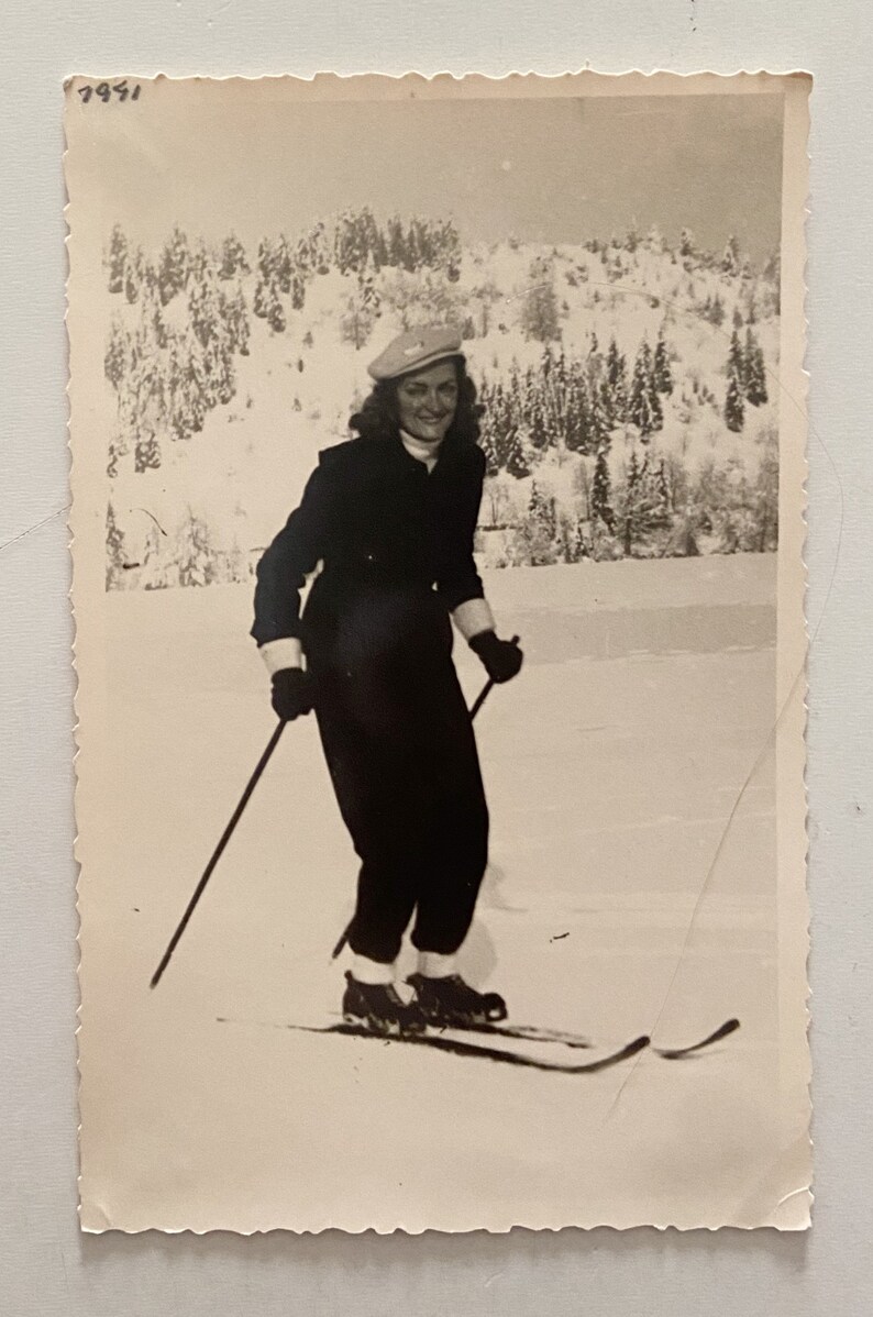 Original Antique Photograph Eleanor Skiing image 2