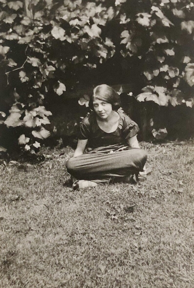 Original Antique Photograph Ellen