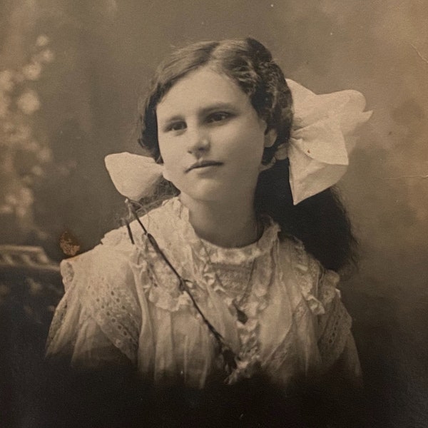 Original Antique Portrait Photograph | Belinda