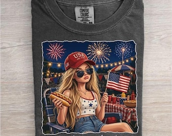 Sarcastic I'm Just Here For The Wieners Shirt, Retro 90s Graphic Girl Tee, Funny Patriotic 4th of July Comfort T-Shirt Gift, Summer BBQ Top