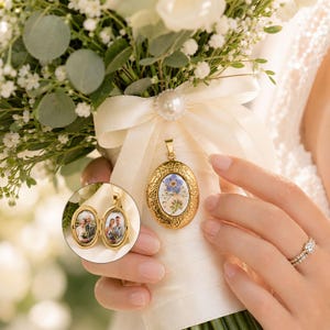 Custom Forget-Me-Not and Baby's Breath Flower Locket, Wedding Bouquet Photo Locket Charm, Memorial Photo Locket for Bride, Something Blue