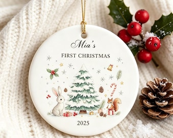 Kerstversiering voor de eerste kerst van je baby, een aandenken in de vorm van een keramische kerstbal, een gepersonaliseerde kerstversiering voor de eerste kerst van je baby, een kraamcadeau.