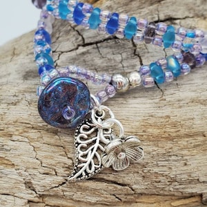 Double wrap blue, purple, white superduo bracelet. Boho chic seed beads bracelet. Beaded button clasp band. violet, lilac, blue bracelet.