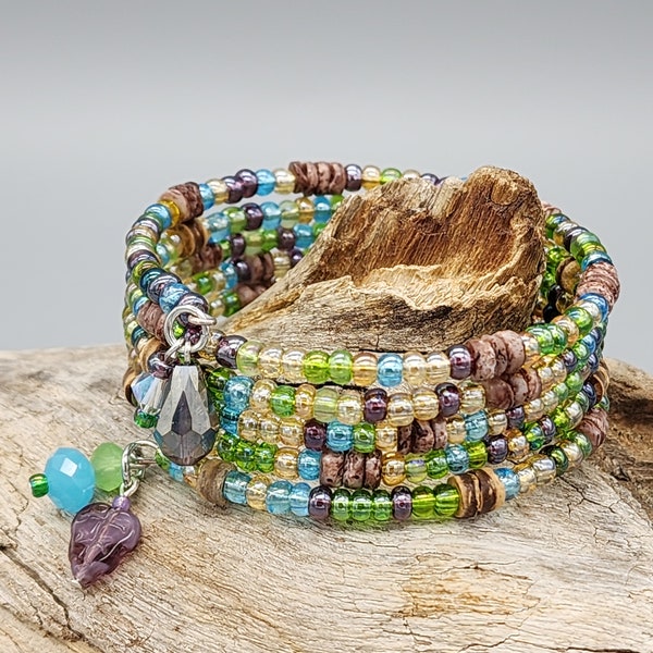 Jewel tones, 5 wraps, beaded memory wire bracelet. Seed beads multi-strand coil bracelet. Multi-color bracelet. Boho chic layered bracelet.