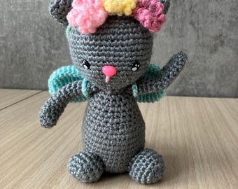 Peluche amigurumi de Claire, la gata hada