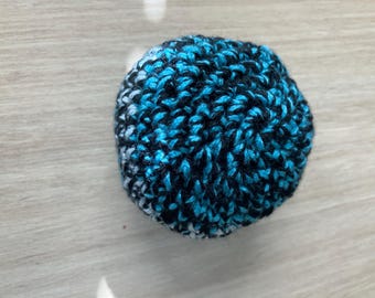 Pelota de ganchillo Hacky Sack azul, negro y blanco