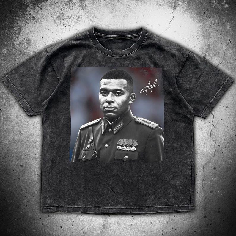 Mbappé meme T-shirt, grappig dictator T-shirt, cadeau voor voetbalfans, humoristische kleding afbeelding 4