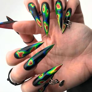 Uñas postizas de aguja – Mapa térmico de neón Aura – Uñas postizas acrílicas góticas y punk