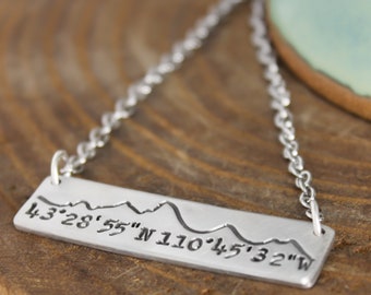 Personalized Necklace - Mountain Necklace - Coordinates Gift - Mountain Jewelry