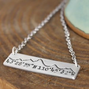 Personalized Necklace - Mountain Necklace - Coordinates Gift - Mountain Jewelry