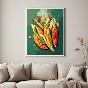 Könnte beinhalten: Ein gerahmter Wandkunstdruck mit einer lebendigen Illustration mehrerer Maiskolben mit gelben und roten Körnern, die teilweise in hellgrüne Blätter eingewickelt sind, vor einem dunkelgrünen Hintergrund mit verstreuten orangefarbenen Akzenten.