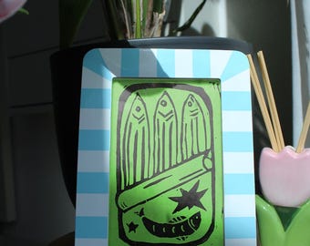 Cartolina stampata a mano con linoleografia - sardine