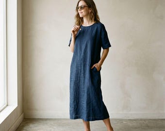Abito midi minimalista in lino, modello a maniche corte e vestibilità comoda per donna, abbigliamento estivo boho sostenibile