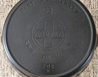 Griswold Slant EPU No. 8, 704K Skillet with Heat Ring [CRACK]