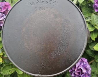 Wagner Sidney No. 8 Arc Logo Cast Iron Skillet c. 1895 with Heat Ring - Cracked