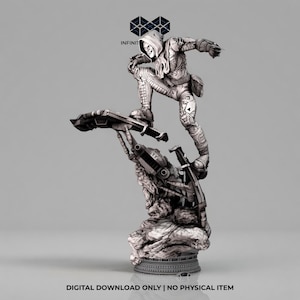 Peut inclure: Figurine d&eacute;taill&eacute;e en niveaux de gris d'un personnage en tenue futuriste, chevauchant un appareil semblable &agrave; un hoverboard. Le personnage est pos&eacute; de mani&egrave;re dynamique sur une base rocheuse. Le texte "DIGITAL DOWNLOAD ONLY | NO PHYSICAL ITEM" est en bas.