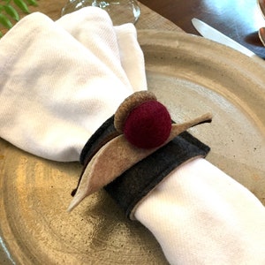 Wool Felt Acorn Napkin Ring: Handmade Fall Table Decor