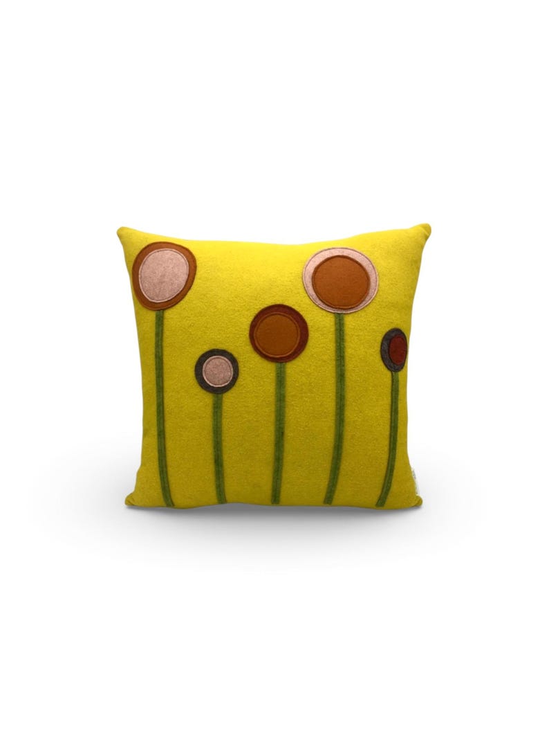 Yellow Wool Felt Flower Pillow: Modern Home Decor (16 x 16) Handmade Bild 1