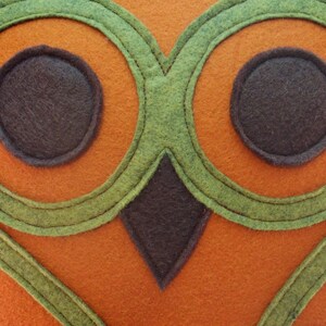 Wool Felt Owl Pillow: Quilted Applique, Modern Retro Decor image 3