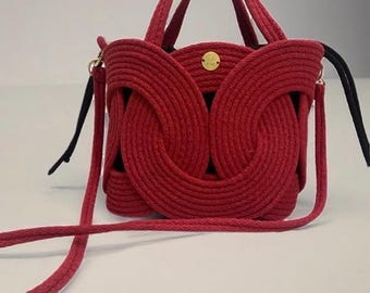 Nidastylebags, Kırmızı siyah keseli çanta