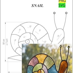 以下が含まれることがあります： MASOTAI STAINED GLASS PATTERNSとラベル付けされたPDF、PNG、SVG形式のデジタルカタツムリステンドグラスパターン。技術図面には、高さ118mmの番号付きカタツムリの輪郭と、完成したカラフルなカタツムリのステンドグラスが示されています。