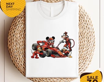 Fosse de course personnalisée Mickey et ses amis | Chemise F1 Disney Racing Pit Crew | voiture Mickey Dingo Donald en forme de voiture | Dessin animé Disney sur les sports mécaniques