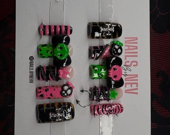 Uñas postizas personalizadas hechas a mano