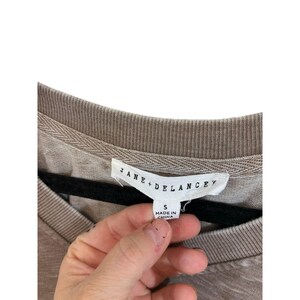 Jack & Delaney Anthropologie V-Neck Weekender Sweatshirt Women's Relaxed Top S Bild 2