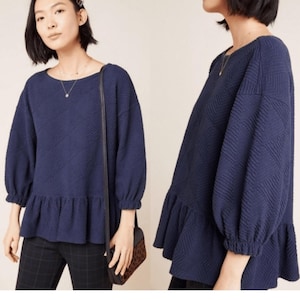 Maeve by Anthropologie Mikayla Peplum Lagenlook Minimalist Preppy Navy Top SZ S image 1
