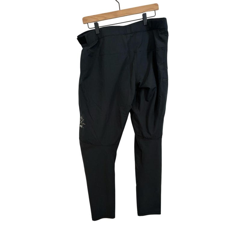 Pantalones de ciclismo de montaña Leatt MTB Trail para hombre, talla XXL, color negro, nuevos con etiquetas. Pantalones técnicos de ciclismo, moto y uso general de Gorpcore. imagen 5