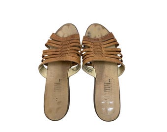 Santorini-lederen sandalen met bandjes bruin neutraal preppy minimalistisch 7,5 sandalen met bandjes EUC