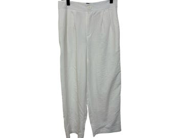 Pantalones blancos de estilo preppy para mujer de She by ND, talla M. Un básico minimalista e informal para el armario.