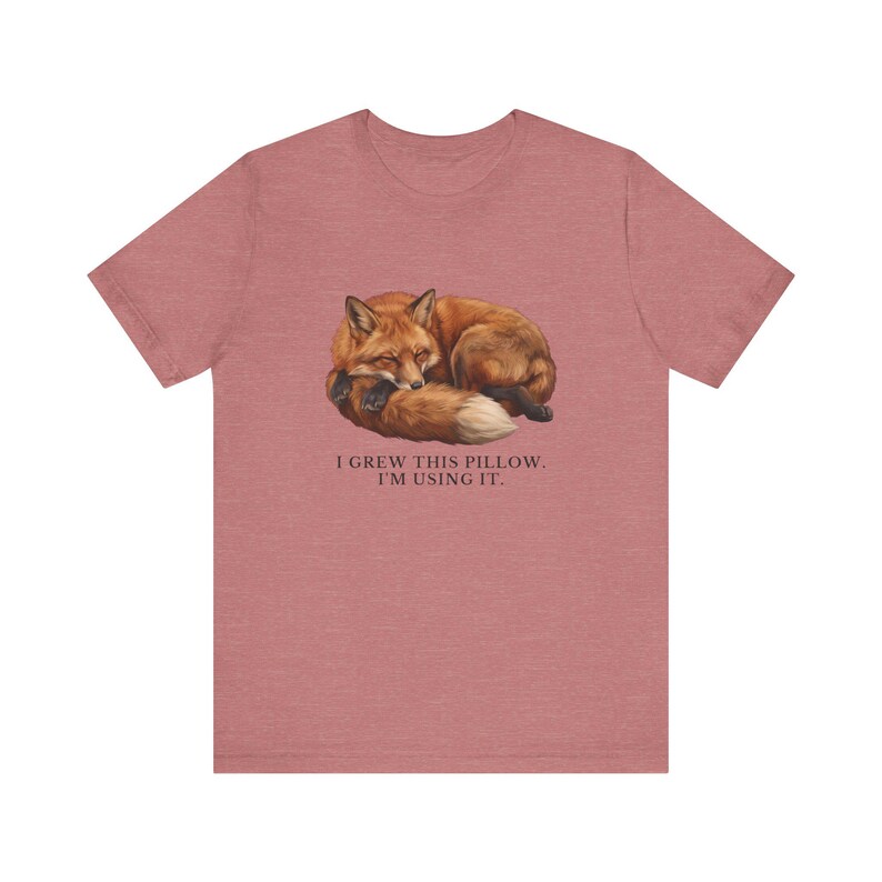 I Grew This Pillow Shirt, Funny Red Fox Tee, Sleepy Nap Lover Gift, Cottagecore Animal Graphic T-Shirt, Cute Fox bild 6