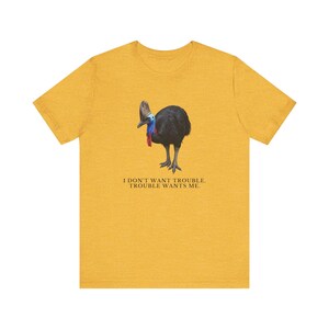 Trouble Finds Me First Shirt, Funny Cassowary Tee, Dangerous Bird Gift, Australian Wildlife Graphic T-Shirt, Bird Nerd afbeelding 9
